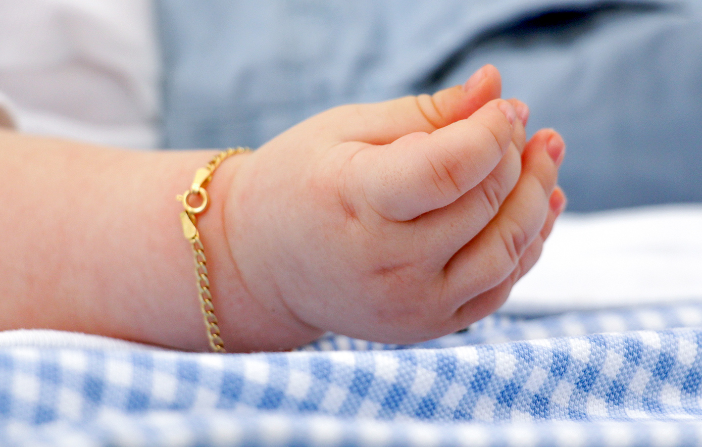 Μία από τις 33 γυναίκες παγκοσμίως που πέτυχαν δεύτερο τοκετό μετά από μεταμόσχευση ωοθηκικού ιστού γέννησε ένα κοριτσάκι στην Αθήνα