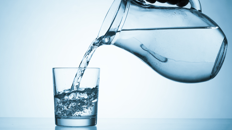 Αφυδάτωση: Ο αόρατος κίνδυνος πίσω από γαστρεντερίτιδες και ιώσεις